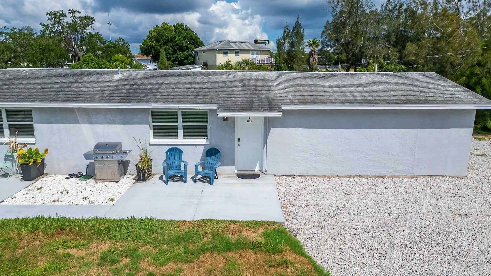 8820 Rocky Creek Drive Unit B Villa Tampa