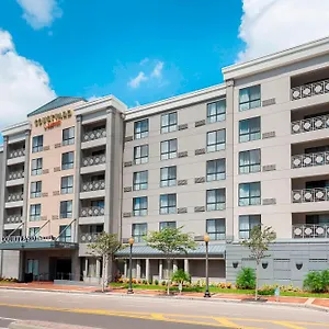 Courtyard Downtown Hotel